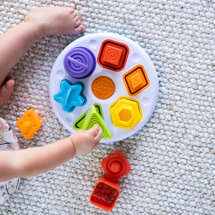 Fat Brain Toys Plugzy - Fine Motor Shape-Learning Sensory Toy, Babies & Toddlers